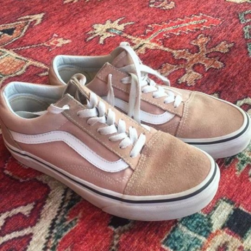 Vans sz 6 suede and canvas sneakers
